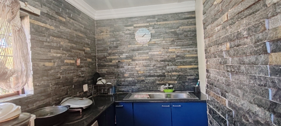 To Let 4 Bedroom Property for Rent in WestLake Country Safari Estate North West